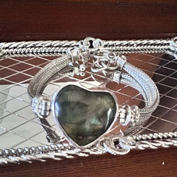 Labradorite Jewelry - Labradorite Heart Silver Bracelet 925
